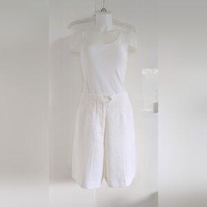 COMO SPORT Off-White Linen Shorts; Likely Size M